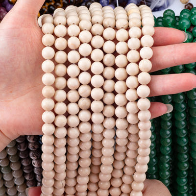 สีขาวเคลือบฟอสซิล ริเวอร์ ยาสเปอร์ กลม หินธรรมชาติ ลูกบัวลอย สําหรับการทําเครื่องประดับ