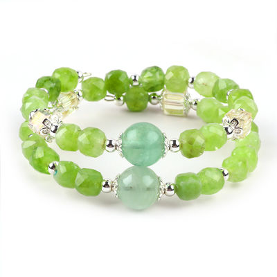 สี่เหลี่ยม Multifaced Bead Peridot Bangle สร้อยข้อมือคริสตัลแท้