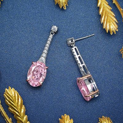 925 สตอร์ลิง เงิน Zircon หูหูทรงโอวาลยาว