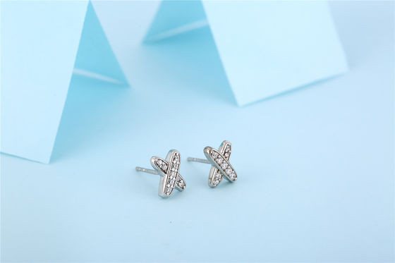 X Shape 925 Moissanite Stud Earrings เครื่องประดับเงินสเตอร์ลิ่ง