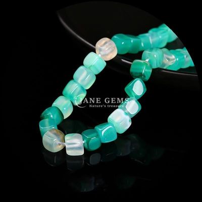 รูปทรงสี่เหลี่ยม หินเพชรธรรมชาติ ลูกบัว สีฟ้า สีขีดขีดขีดขีดขีดขีดขีดขีดขีดขีดขีด