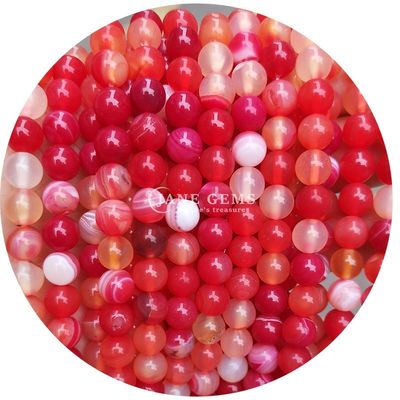 สีสันโล่งกลมคริสตัล การรักษาหินแท้สําหรับของขวัญและปาร์ตี้ตกแต่ง